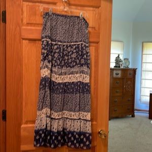 Long spring prairie skirt
